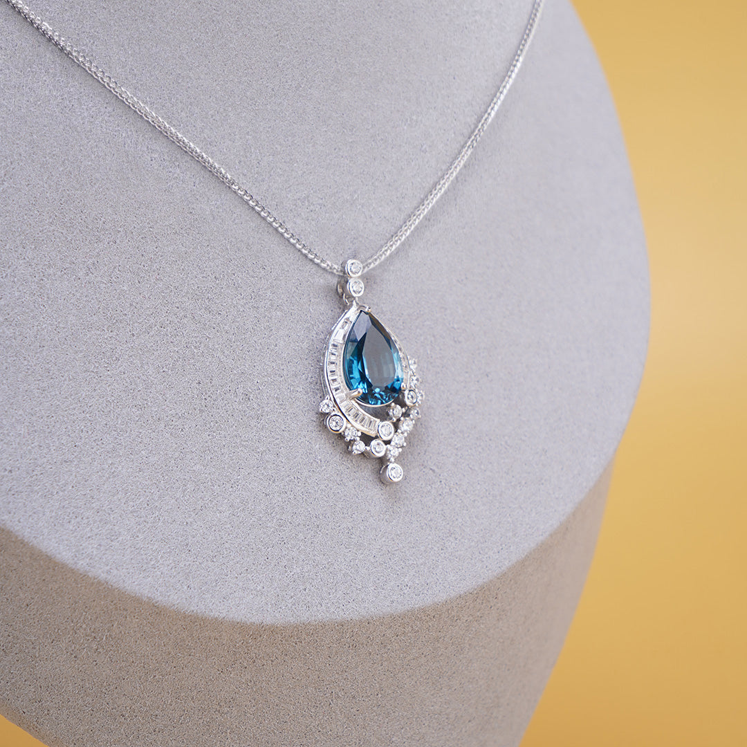 Blue Topaz Crystal Pendant with Zircon 925 silver Necklace