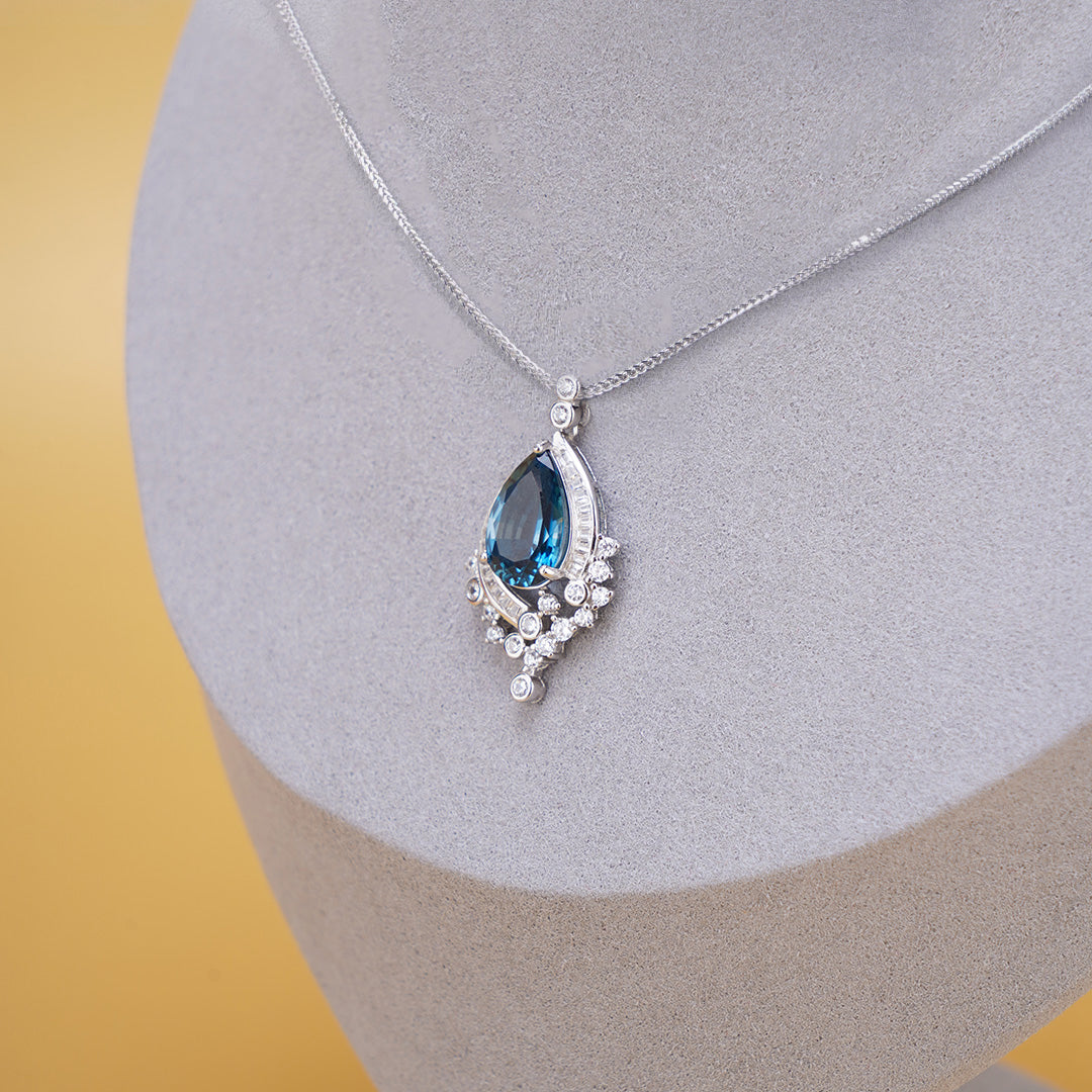 Blue Topaz Crystal Pendant with Zircon 925 silver Necklace