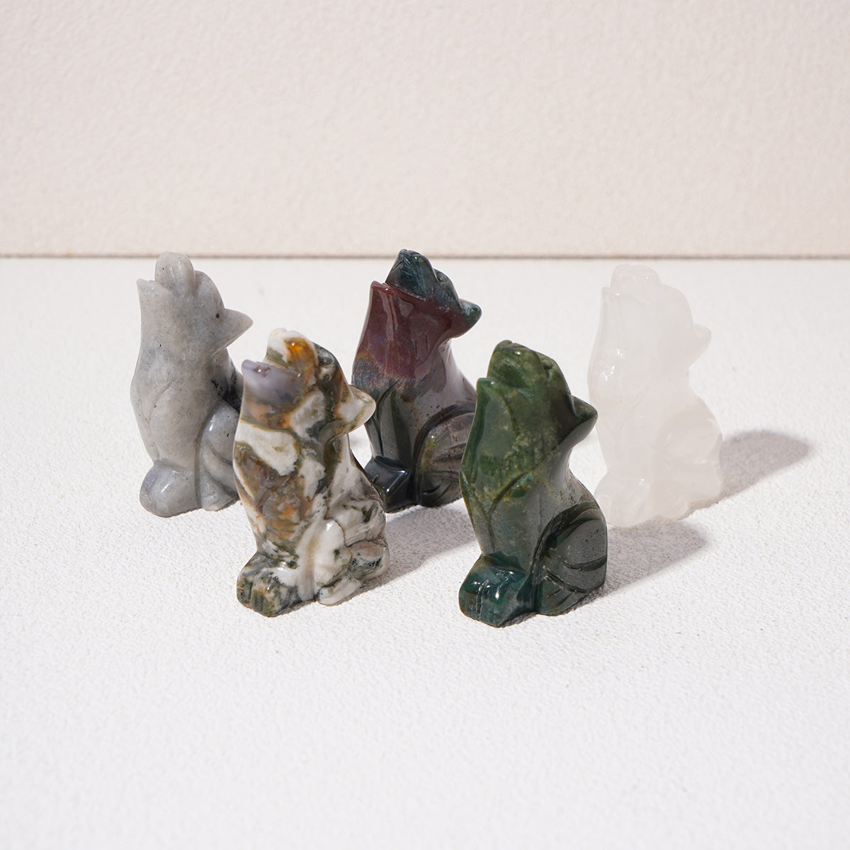 Small crystal animals carving party