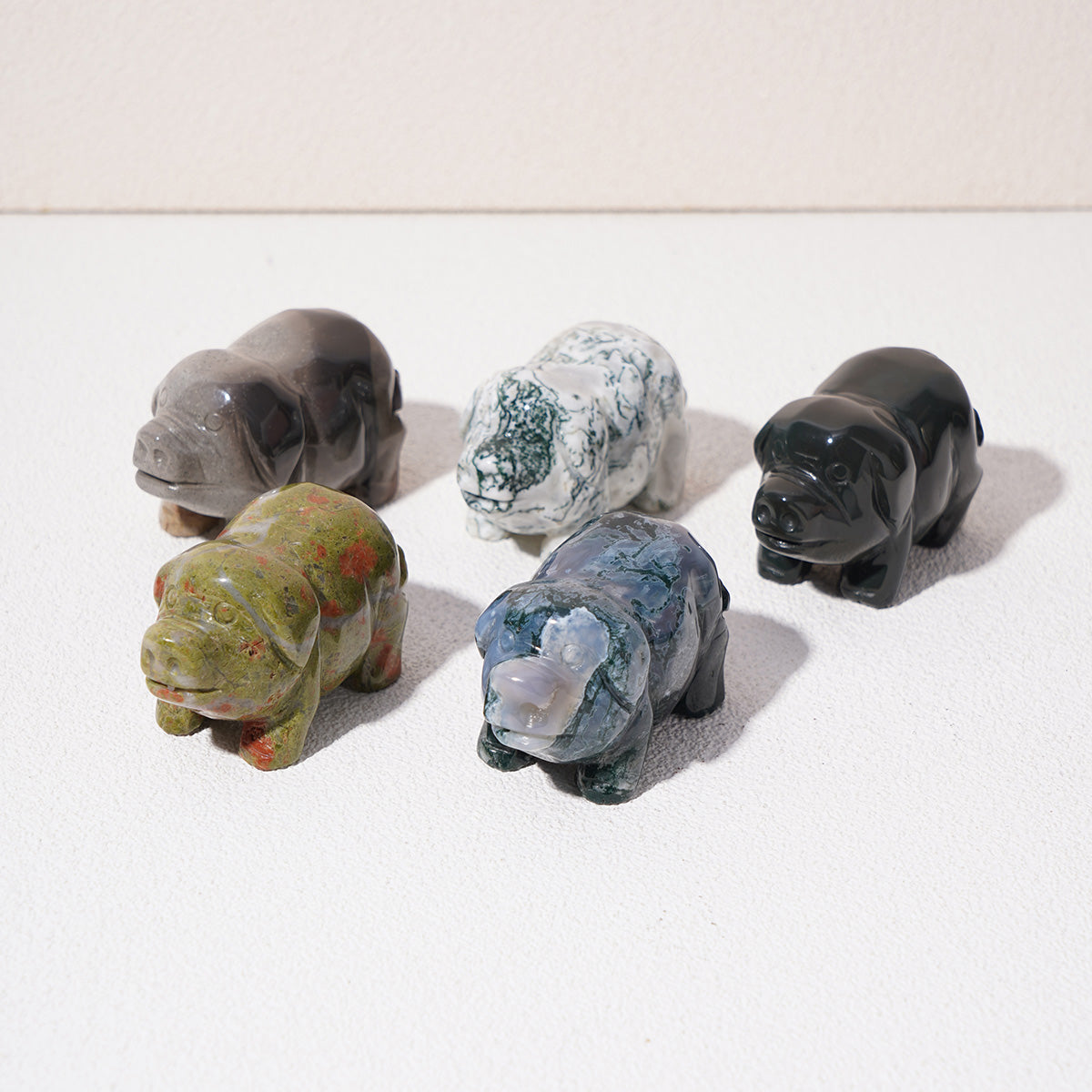 Small crystal animals carving party