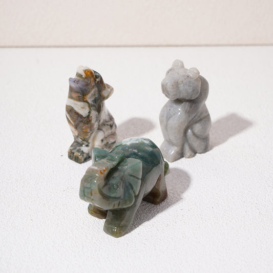 Small crystal animals carving party